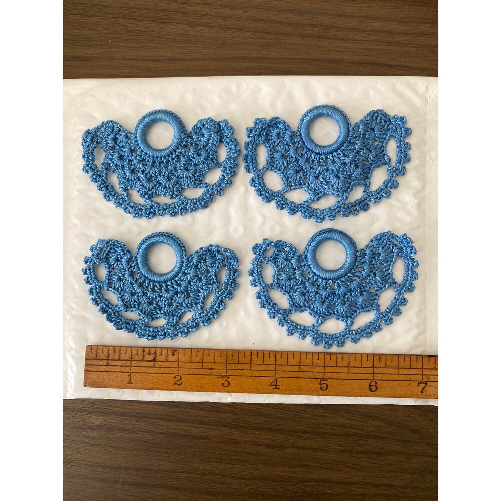 Vintage shade pulls Set of 4 crocheted blue Boho Cottagecore Retro Hand made